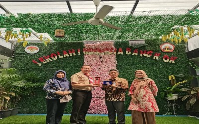 Universitas Muhammadiyah Surakarta dan Universitas Muhammadiyah Yogyakarta Jajaki Kerjasama dengan Sekolah Indonesia Bangkok